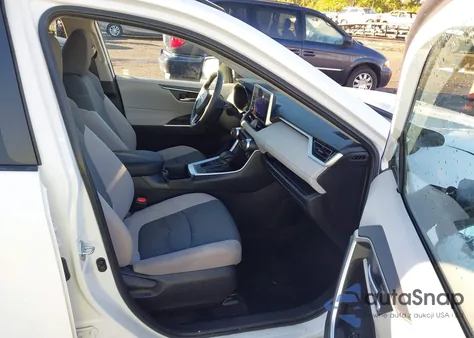 2023 Toyota Rav4 Xle z USA, uszkodzony, nr VIN 2T3P1RFV8PW404964